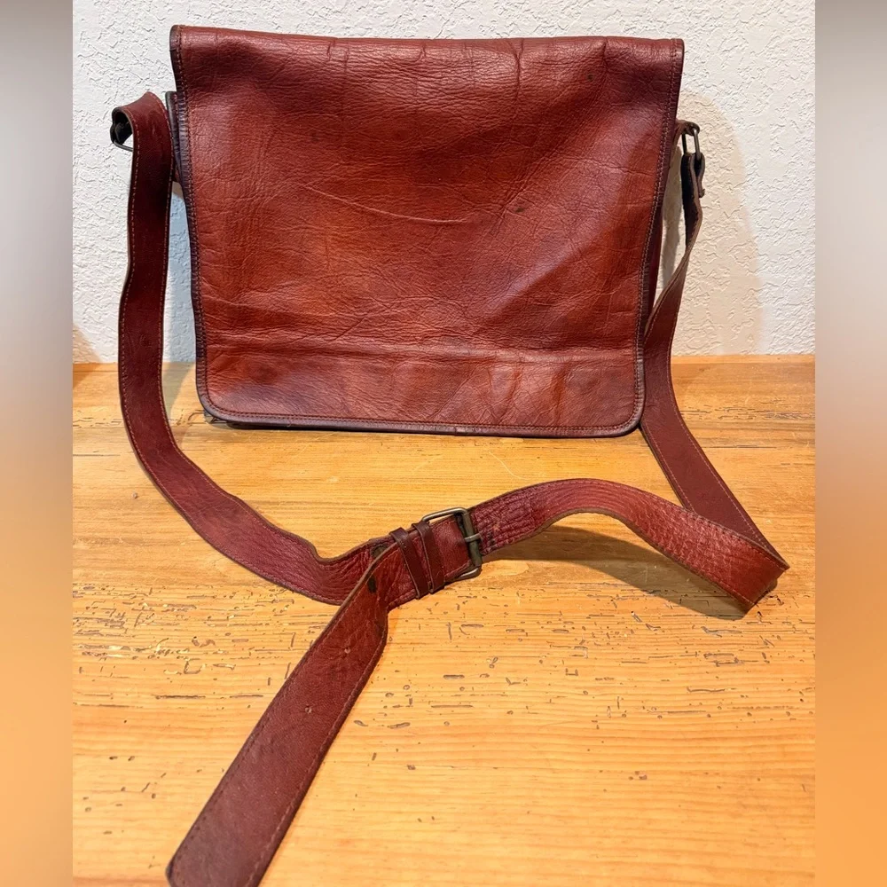 VTG 60s 70s 100% Brown Leather Men’s Messenger Bag